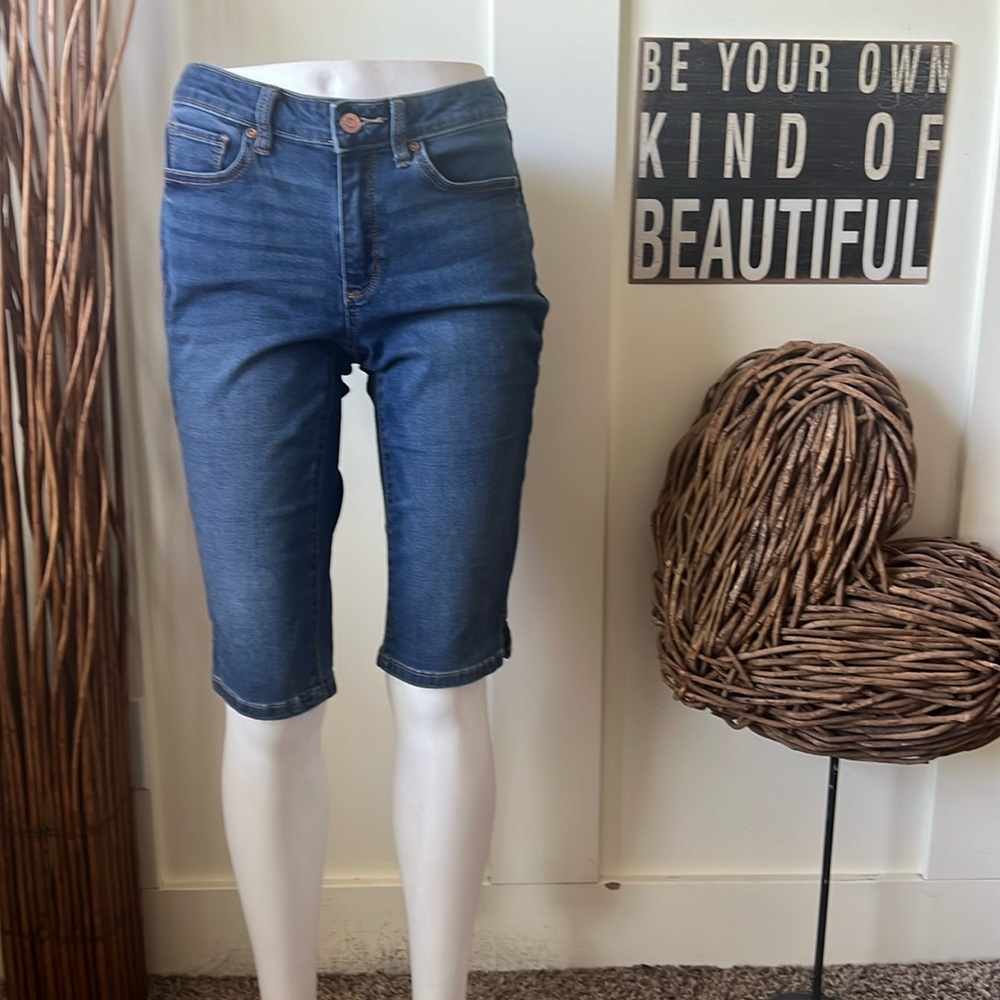Sonoma Skimmer Medium Wash Shorts